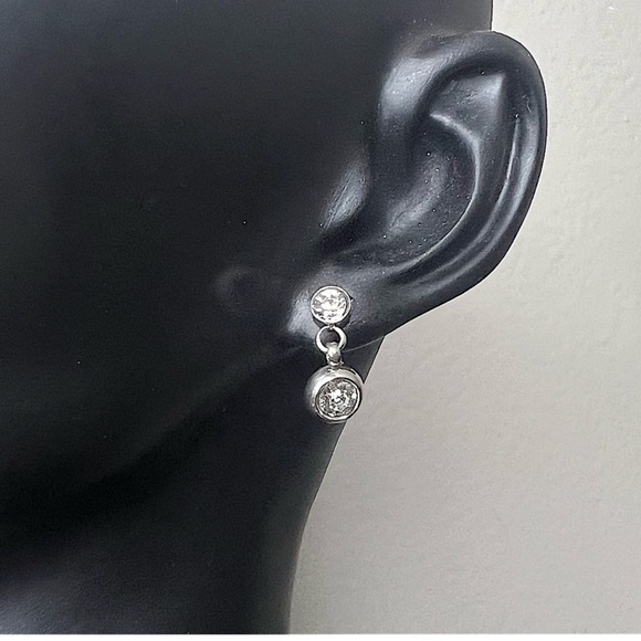 HANDCRAFTED SELLER - Picture 6 of 17